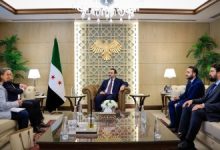 صورة الشيباني يتسلم أوراق اعتماد أربعة سفراء في دمشق