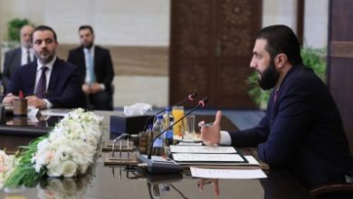 صورة الرئيس الشرع يؤكد أهمية توفير بيئة استثمارية مرنة تشجع على التنمية في سوريا